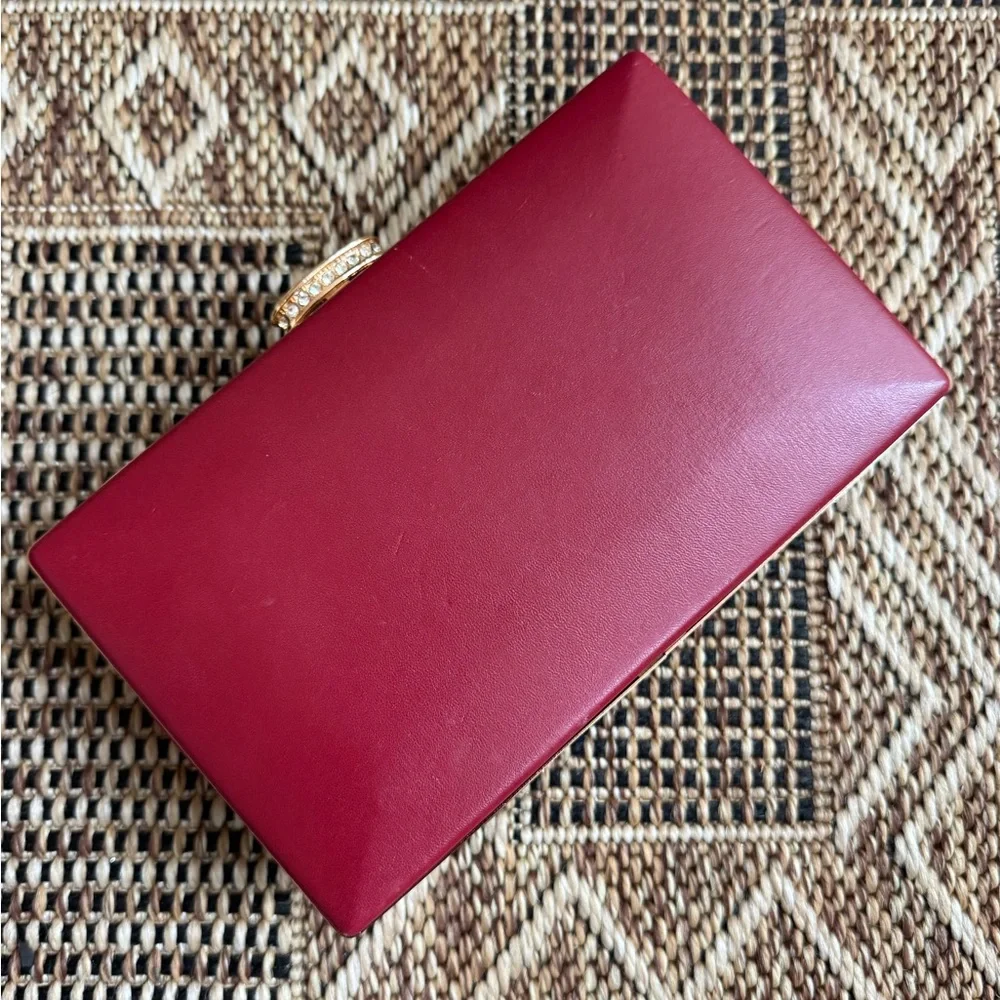 Floral & Pearl Red Evening Clutch Rhinestone Closure
